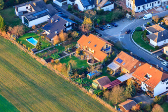 Drohnenaufname von Römerring in Berg im Bundesland Rheinland-Pfalz, Deutschland