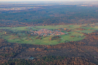 Büchelberg aus Westen in Wörth am Rhein im Bundesland Rheinland-Pfalz, Deutschland
