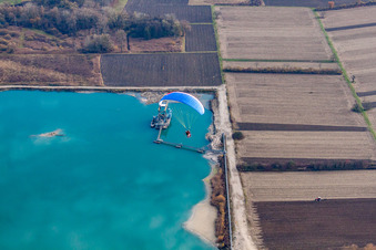 Luftbild von Baggersee der HBM Hagenbacher Bau Mineralstoffe GmbH&Co.KG im Bundesland Rheinland-Pfalz, Deutschland