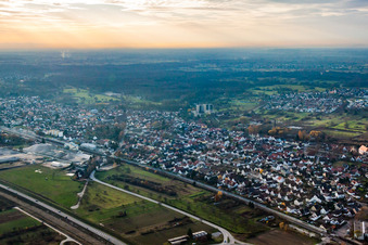Hinter der B36 in Durmersheim im Bundesland Baden-Württemberg, Deutschland