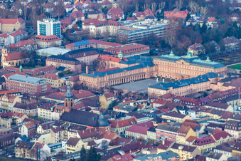 Schloss von Südosten in Rastatt im Bundesland Baden-Württemberg, Deutschland