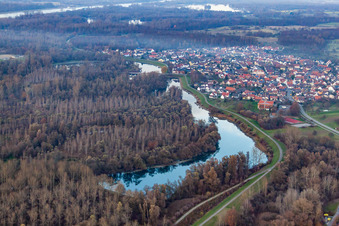 Altrhein im Ortsteil Plittersdorf in Rastatt im Bundesland Baden-Württemberg, Deutschland