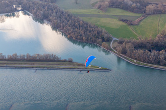 Beinheim, Unter der Schleuse von Iffezheim im Bundesland Bas-Rhin, Frankreich