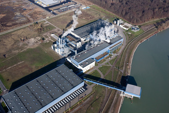 Luftbild von Gebäude und Produktionshallen auf dem Werksgelände Papierfabrik Palm GmbH & Co. KG im Ortsteil Industriegebiet Wörth-Oberwald in Wörth am Rhein im Bundesland Rheinland-Pfalz, Deutschland