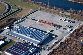 Gebäude und Produktionshallen auf dem Werksgelände Europack GmbH im Ortsteil Industriegebiet Wörth-Oberwald in Wörth am Rhein im Bundesland Rheinland-Pfalz, Deutschland