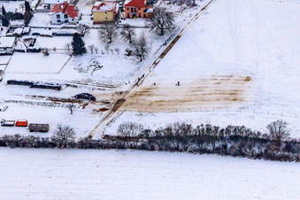 Kurze Rodelbahn am Galgenberg Im Winter bei Schnee in Kandel im Bundesland Rheinland-Pfalz, Deutschland