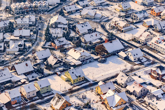 Luftbild von Im Steingebiß im Winter bei Schnee in Rheinzabern im Bundesland Rheinland-Pfalz, Deutschland
