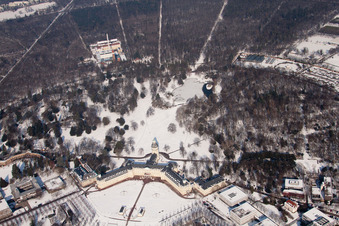 Karlsruhe, Schloss im Ortsteil Innenstadt-West im Bundesland Baden-Württemberg, Deutschland aus der Vogelperspektive
