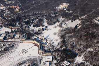 Drohnenaufname von Karlsruhe, Schloss im Ortsteil Innenstadt-West im Bundesland Baden-Württemberg, Deutschland