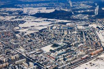 Ortsansicht von Südosten im Winter bei Schnee im Ortsteil Nordweststadt in Karlsruhe im Bundesland Baden-Württemberg, Deutschland