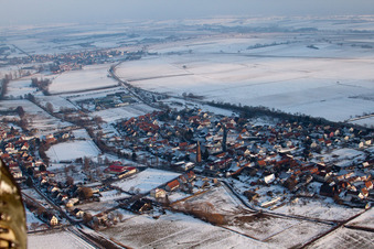 Im Winter im Ortsteil Drusweiler in Kapellen-Drusweiler im Bundesland Rheinland-Pfalz, Deutschland