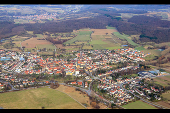 Ubstadt von Westen in Ubstadt-Weiher im Bundesland Baden-Württemberg, Deutschland