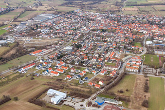 Ortsansicht der Straßen und Häuser der Wohngebiete im Ortsteil Bad Mingolsheim in Bad Schönborn im Bundesland Baden-Württemberg, Deutschland