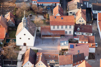 Protestantische Kirche und  Kindergarten Dammheim in Landau in der Pfalz im Bundesland Rheinland-Pfalz, Deutschland