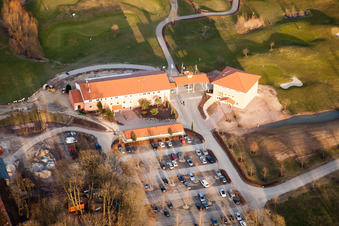 Schrägluftbild von Golfclub Landgut Dreihof in Essingen im Bundesland Rheinland-Pfalz, Deutschland
