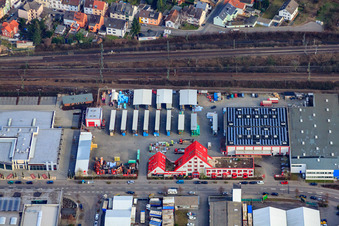 Dachdecker-Einkauf Süd im Ortsteil Friedrichsfeld in Mannheim im Bundesland Baden-Württemberg, Deutschland