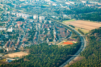 Luftbild von B36 im Ortsteil Rheinau in Mannheim im Bundesland Baden-Württemberg, Deutschland