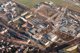 Konrad Zuse Ring im Ortsteil Neuostheim in Mannheim im Bundesland Baden-Württemberg, Deutschland