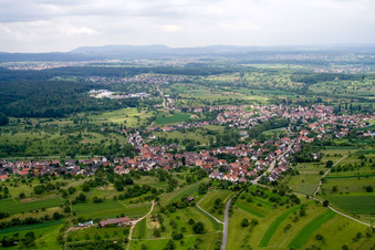 Obernhausen von Osten in Birkenfeld im Bundesland Baden-Württemberg, Deutschland