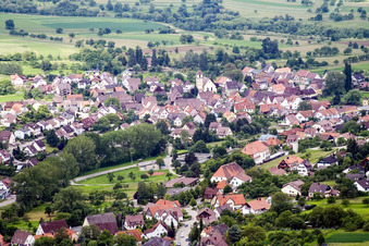 Gräfenhausen von Osten in Birkenfeld im Bundesland Baden-Württemberg, Deutschland
