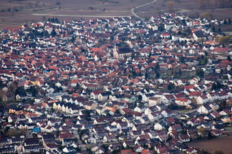 Hagenbach von Nordosten im Bundesland Rheinland-Pfalz, Deutschland