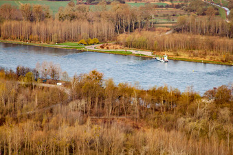 Rheinfähre "Badem-Pfalz" in Neuburg am Rhein im Bundesland Rheinland-Pfalz, Deutschland