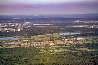 Hagenbach von Westen im Bundesland Rheinland-Pfalz, Deutschland