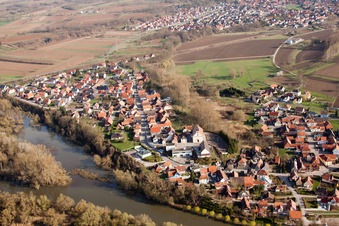 Luftbild von Munchhausen (Elsass) im Bundesland Bas-Rhin, Frankreich