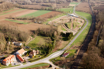 Mothern (Elsass) im Bundesland Bas-Rhin, Frankreich von einer Drohne aus