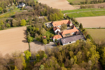 Schrägluftbild von Durlach, Rittnerthof in Karlsruhe im Bundesland Baden-Württemberg, Deutschland