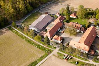 Durlach, Rittnerthof in Karlsruhe im Bundesland Baden-Württemberg, Deutschland aus der Luft betrachtet