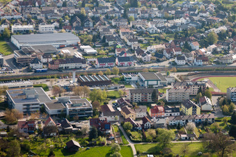 Schulgebäude der Ludwig-Marum-Gymnasium Pfinztal im Ortsteil Berghausen in Pfinztal im Bundesland Baden-Württemberg, Deutschland