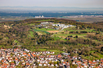 Fraunhofer Institut im Ortsteil Grötzingen in Karlsruhe im Bundesland Baden-Württemberg, Deutschland