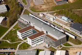 Luftaufnahme von Pfinztal, Fraunhofer-Institut für Chemische Technologie (ICT) im Ortsteil Grötzingen in Karlsruhe im Bundesland Baden-Württemberg, Deutschland