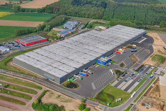 Logistikcenter Gazely im Gewerbegebiet Horst im Ortsteil Minderslachen in Kandel im Bundesland Rheinland-Pfalz, Deutschland