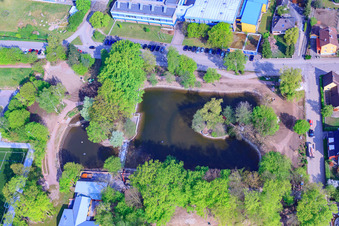 Luftaufnahme von Neugestaltung des Schwanenweiers "europäischer Kulturpark" in Kandel im Bundesland Rheinland-Pfalz, Deutschland