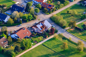 Traminerstr im Ortsteil Stupferich in Karlsruhe im Bundesland Baden-Württemberg, Deutschland