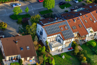 Luftbild von Trollingerstr im Ortsteil Stupferich in Karlsruhe im Bundesland Baden-Württemberg, Deutschland
