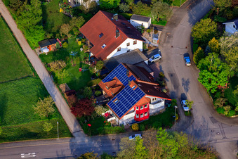 Luftaufnahme von Traminerstr im Ortsteil Stupferich in Karlsruhe im Bundesland Baden-Württemberg, Deutschland
