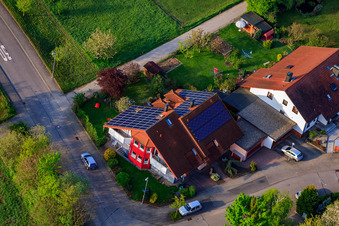 Traminerstr im Ortsteil Stupferich in Karlsruhe im Bundesland Baden-Württemberg, Deutschland von oben