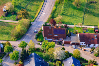Traminerstr im Ortsteil Stupferich in Karlsruhe im Bundesland Baden-Württemberg, Deutschland aus der Luft