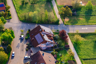 Traminerstr im Ortsteil Stupferich in Karlsruhe im Bundesland Baden-Württemberg, Deutschland vom Flugzeug aus