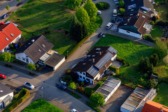 Rieslingstr im Ortsteil Stupferich in Karlsruhe im Bundesland Baden-Württemberg, Deutschland