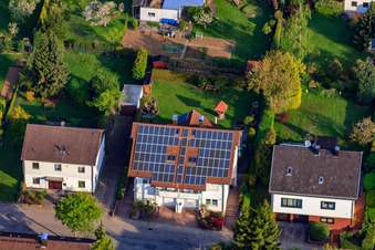 Rebgärtenstr im Ortsteil Stupferich in Karlsruhe im Bundesland Baden-Württemberg, Deutschland
