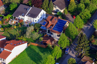 Ruländerstr im Ortsteil Stupferich in Karlsruhe im Bundesland Baden-Württemberg, Deutschland von oben
