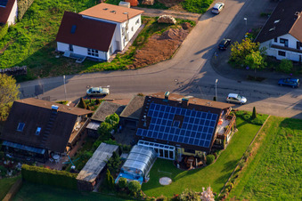 Rieslingstr im Ortsteil Stupferich in Karlsruhe im Bundesland Baden-Württemberg, Deutschland vom Flugzeug aus
