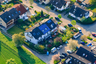 Pfefferäckerstr im Ortsteil Stupferich in Karlsruhe im Bundesland Baden-Württemberg, Deutschland