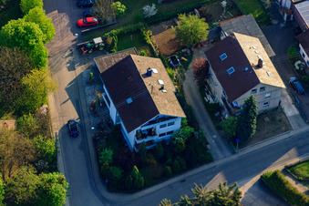 Schrägluftbild von Gänsbergstr im Ortsteil Stupferich in Karlsruhe im Bundesland Baden-Württemberg, Deutschland