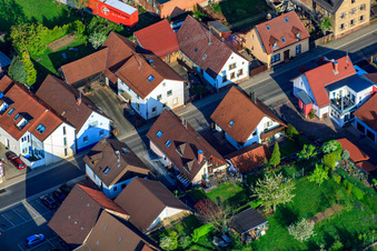 Thomashofstr im Ortsteil Stupferich in Karlsruhe im Bundesland Baden-Württemberg, Deutschland vom Flugzeug aus