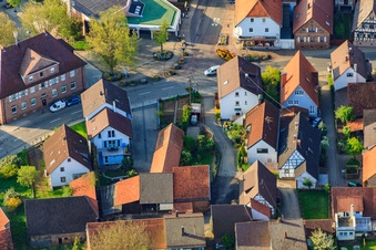 Luftbild von Kleinsteinbacher Straße im Ortsteil Stupferich in Karlsruhe im Bundesland Baden-Württemberg, Deutschland